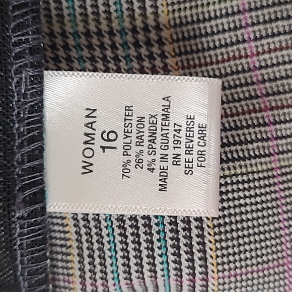 ROZ & ALI Pull On Gray Plaid Pants Size 16 - Picture 3 of 7